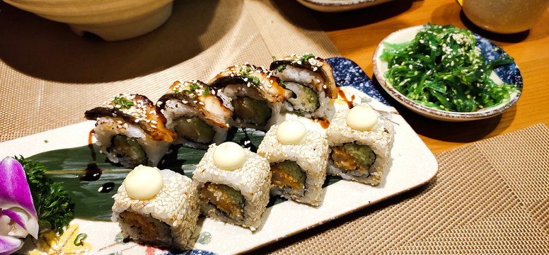 日式料理寿司美食