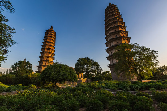 中国山西太原市双塔寺景区风光