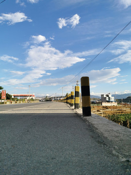 公路护栏