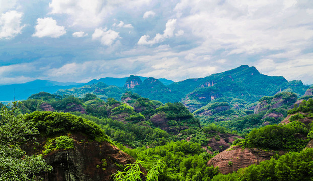 远山群山风光