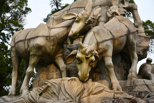 动物石雕雕山羊