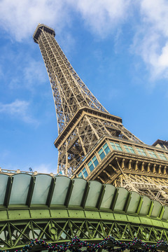 巴黎人酒店埃菲尔铁塔仰视