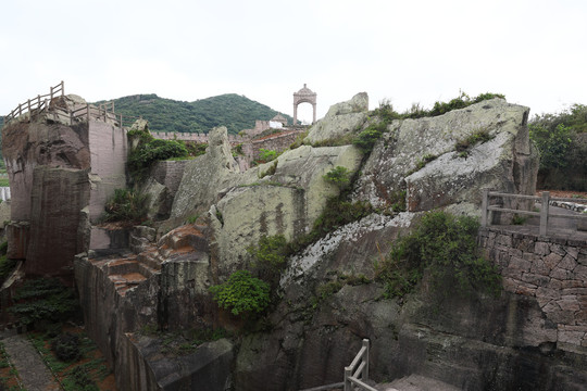 舟山岱山雙合石壁
