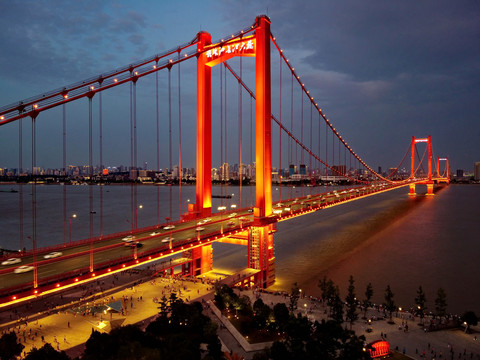 航拍武漢鸚鵡洲長江大橋