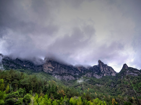 浙江台州神仙居风景区群山云雾