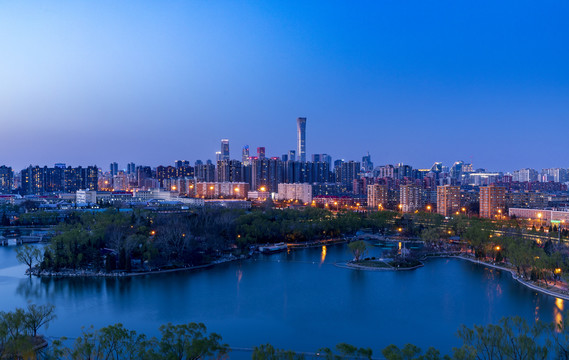 中国北京CBD商务中心夜景