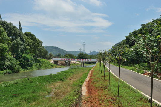 九道河村健康绿道