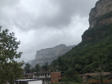 雨前太行山