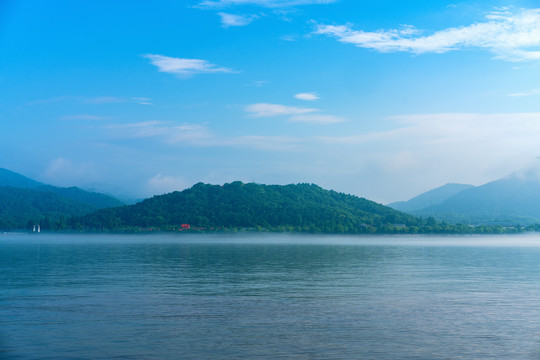 杭州钱塘江晨景