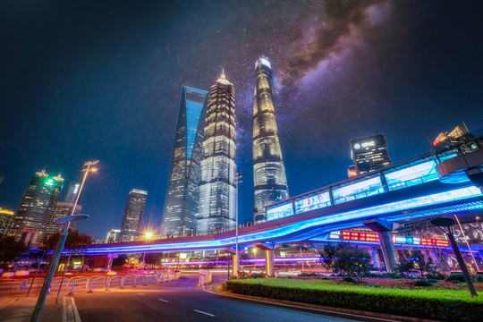 上海街道车流光影夜景