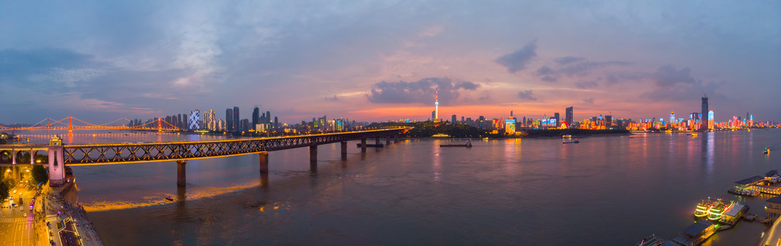 湖北武汉城市航拍傍晚和夜景风