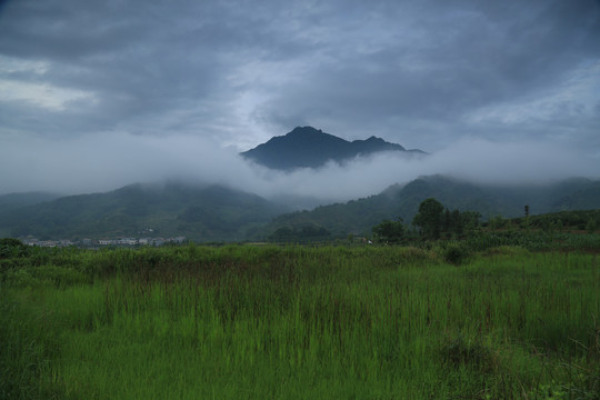 蒋家堰画屏山O