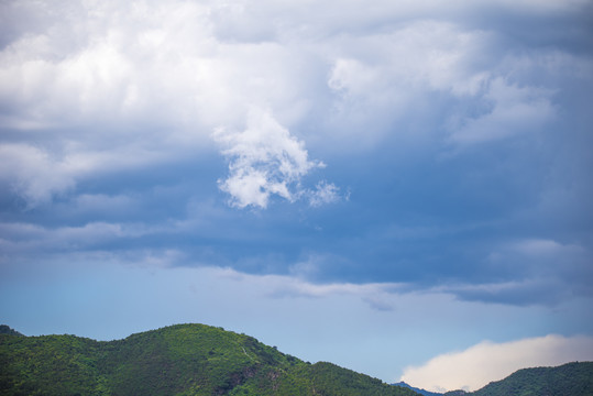 高山白云