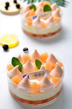 黄桃芝士酸奶
