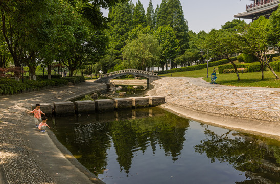 垂虹桥景区