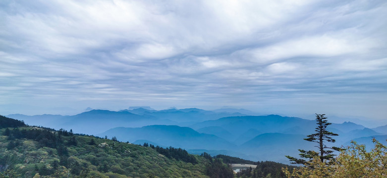 四川峨眉山自然风景区风光