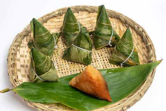 中国传统节日端午节粽子美食白底