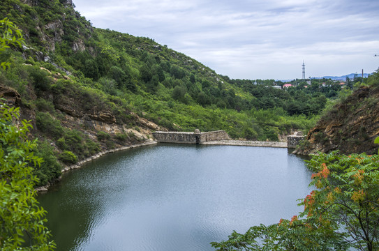 水库