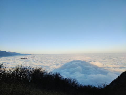 天台山山顶云海