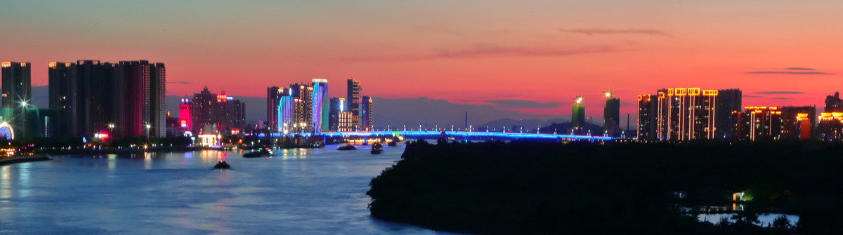 城市晚霞夜景