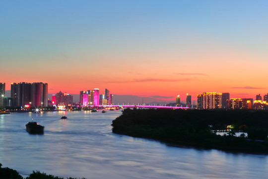 城市晚霞夜景