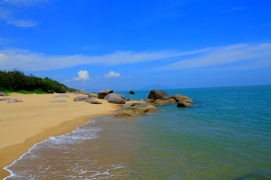 大海沙滩蓝天