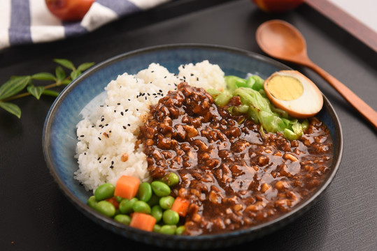 台湾卤肉饭