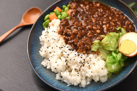 卤肉饭