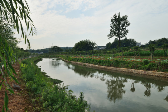 乡村小河