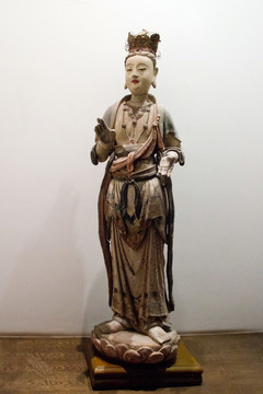 明代洪福寺侍女像