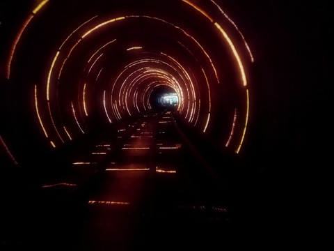 外滩海底隧道