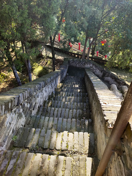 青砖台阶