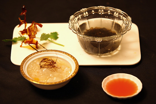 葛仙米炖雪蛤