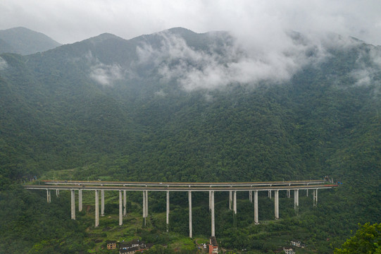 宜都市陆渔一级路大桥