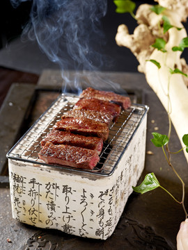 木碳烤雪花牛肉