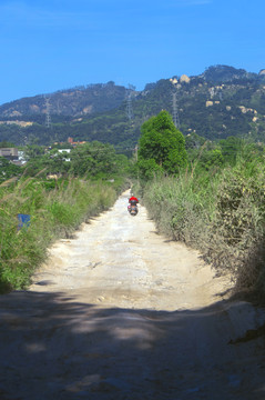 农村土道路