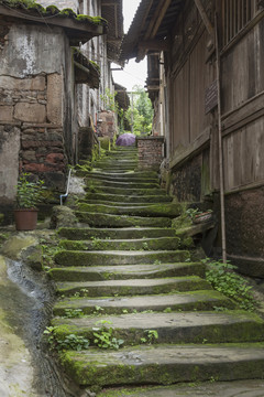 屏山龙华古镇石梯石板路老街街景