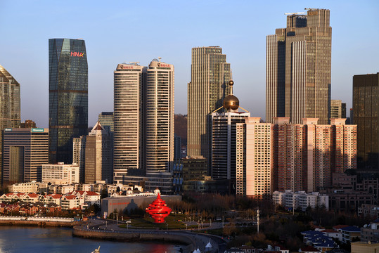 青岛浮山湾五四广场城市建筑风光