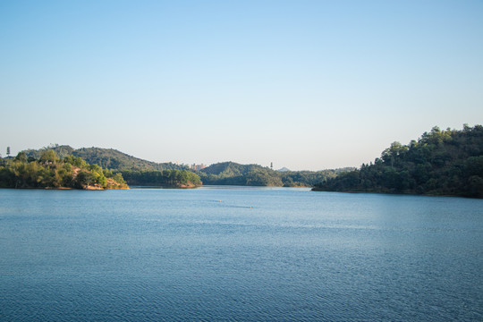 红花湖风光