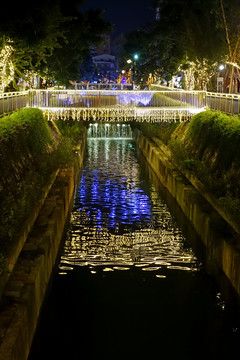 台湾街头夜景