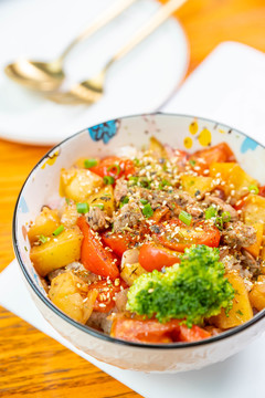 日式牛肉丼