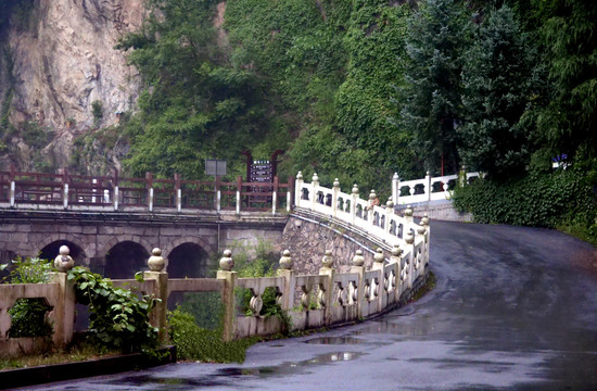 诗情画意烟雨江南小桥流水人家