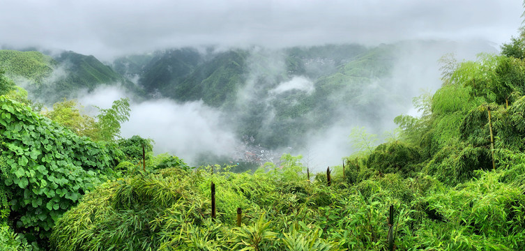 水墨意境山水