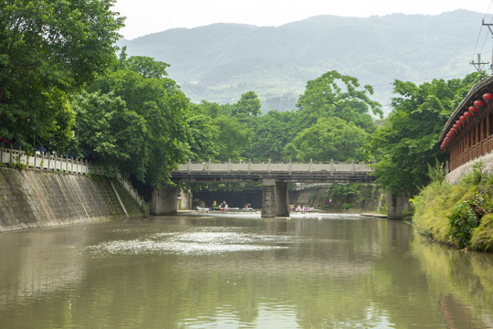 重庆水边人家