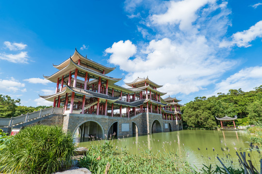 南宁狮山公园竹影桥风雨桥