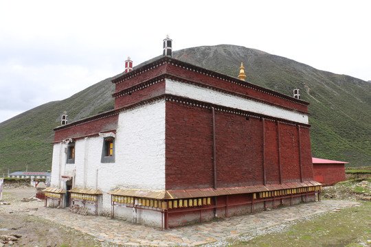 西藏山南琼果杰寺