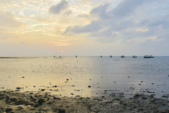 广东湛江徐闻琼州海峡风光