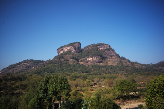 高山