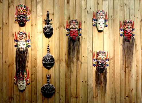 壮族传统面具