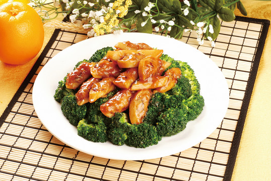鹅肝酱西兰花焗鸡肶菇